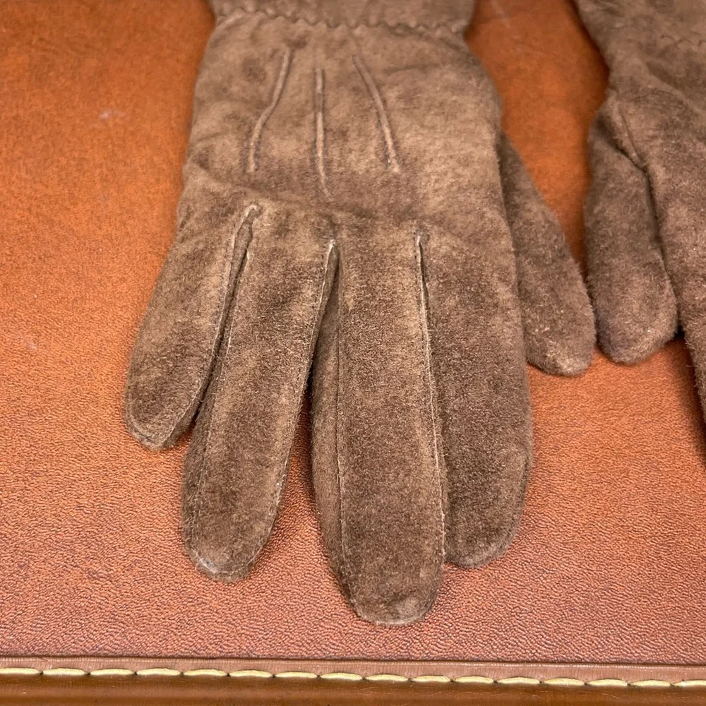 Fownes suede gloves